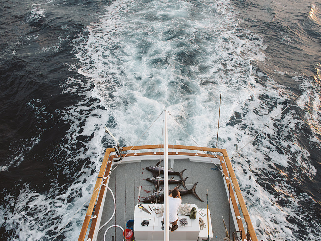 Kaenon_Winter_Fishing_Blue_Mirror_Sunglasses